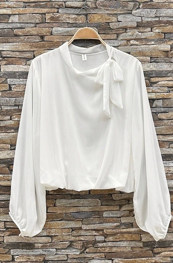 Chique blouse met print en romantische soepelvallende mouwen – trendy met viscose voering