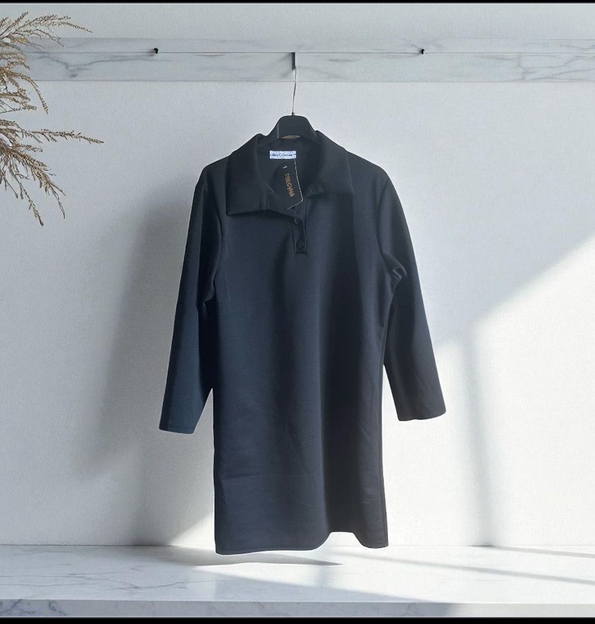 Zwarte polo jurk dames – korte jurk met kraag en knoopsluiting – casual chic outfit