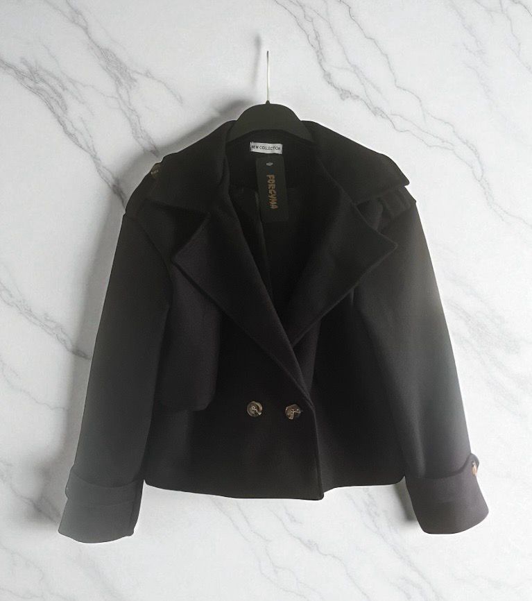 korte coat zwart- cropped jasje zwart- Infinity Me