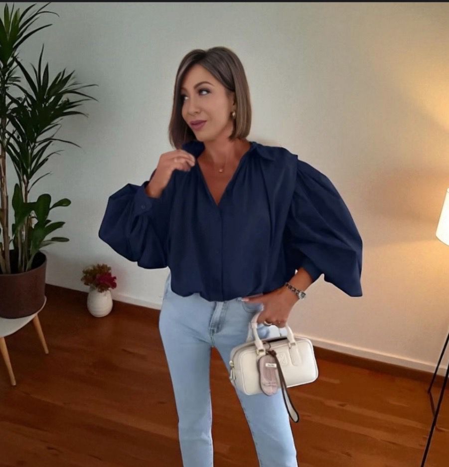 Blouse met pofmouwen dames – blauwe blouse – elegante oversized look