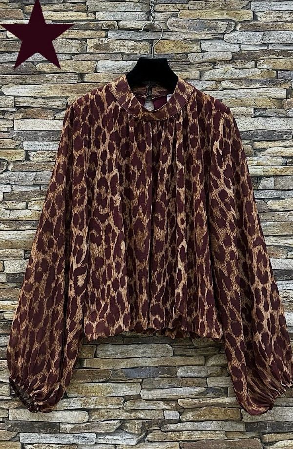 Romantische chique blouse met trendy vloeiende mouwen &amp; viscose voering