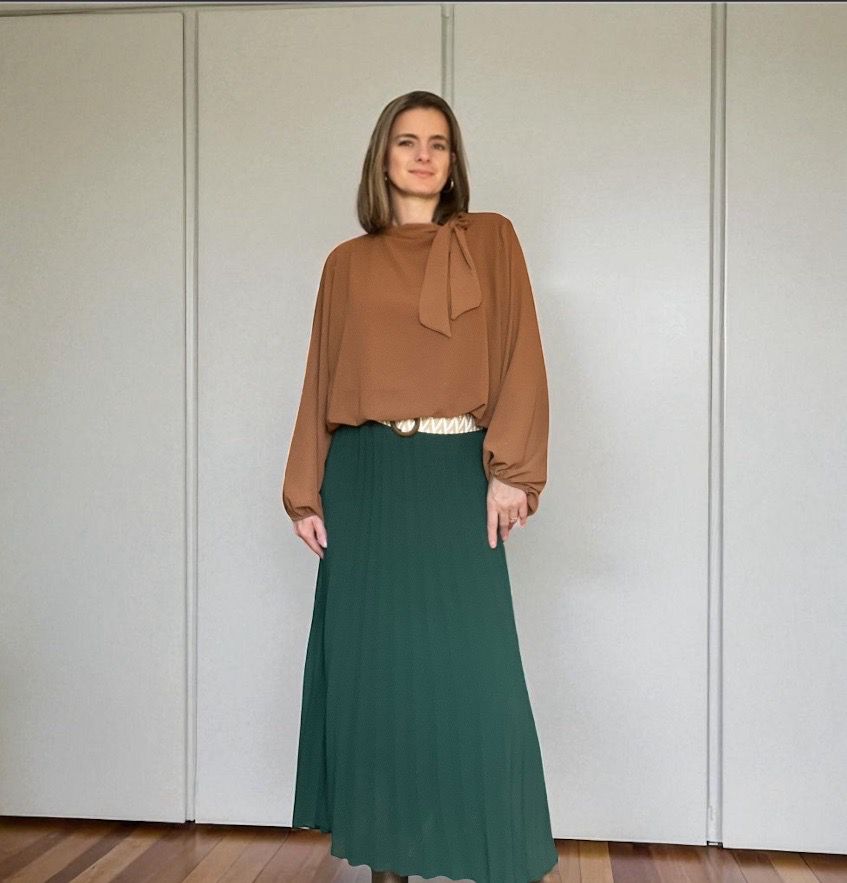 Effen kleur Vloeiende plooirok met viscose lining- midi rok met bohemian belt