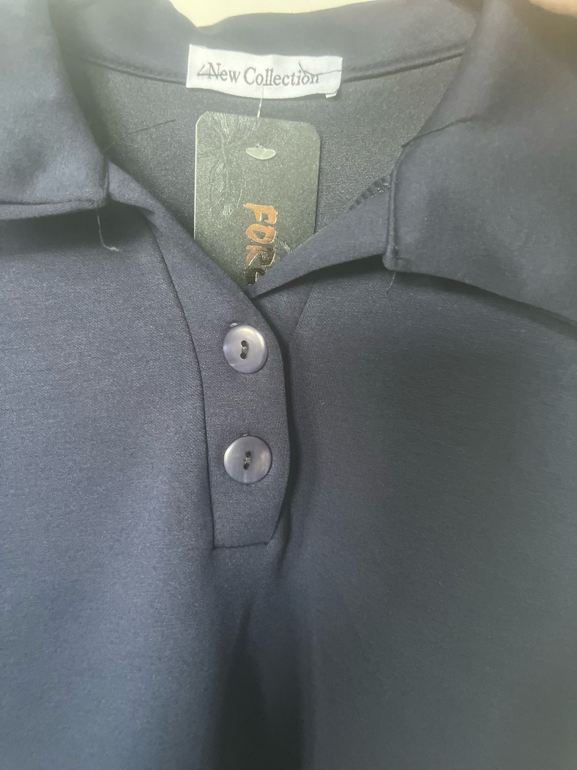 Blauwe polo jurk dames – korte jurk met kraag en knoopsluiting – casual chic outfit