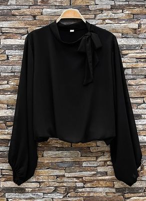 Chique blouse met print en romantische soepelvallende mouwen – trendy met viscose voering