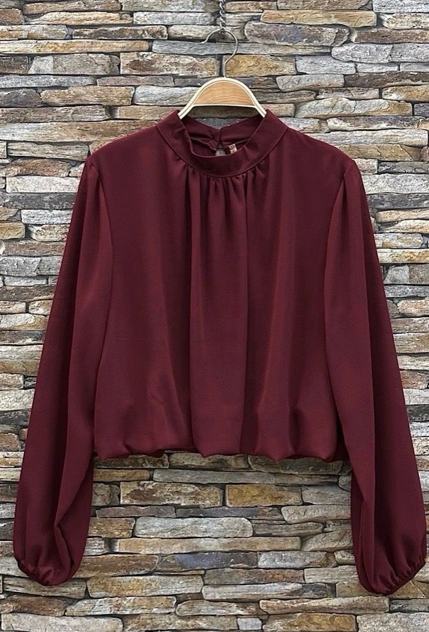 Elegante blouse in effen kleur en romantische soepelvallende mouwen – trendy met viscose voering