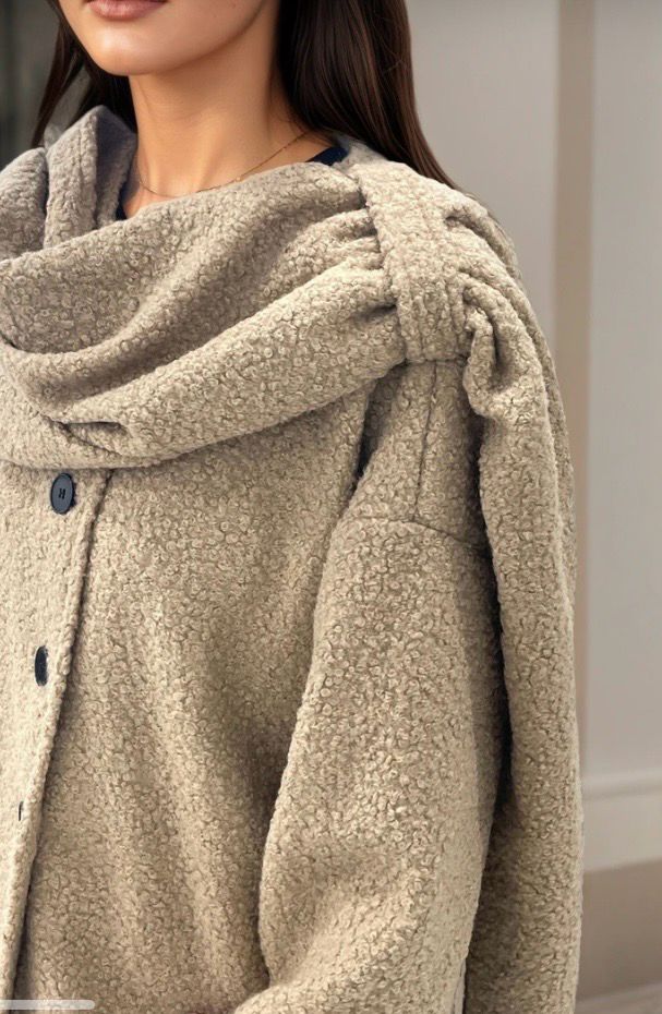 Teddy Coat met Ingebouwde Sjaal – Warme Oversized Jas