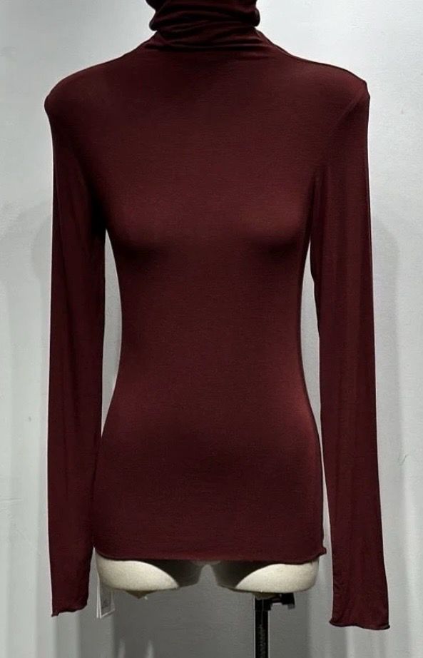 Infinity Me – Bordeaux katoenen coltrui | Tijdloze Parisian Chic Essential 