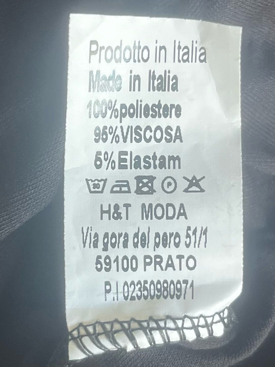 Elegante blouse in effen kleur en romantische soepelvallende mouwen – trendy met viscose voering