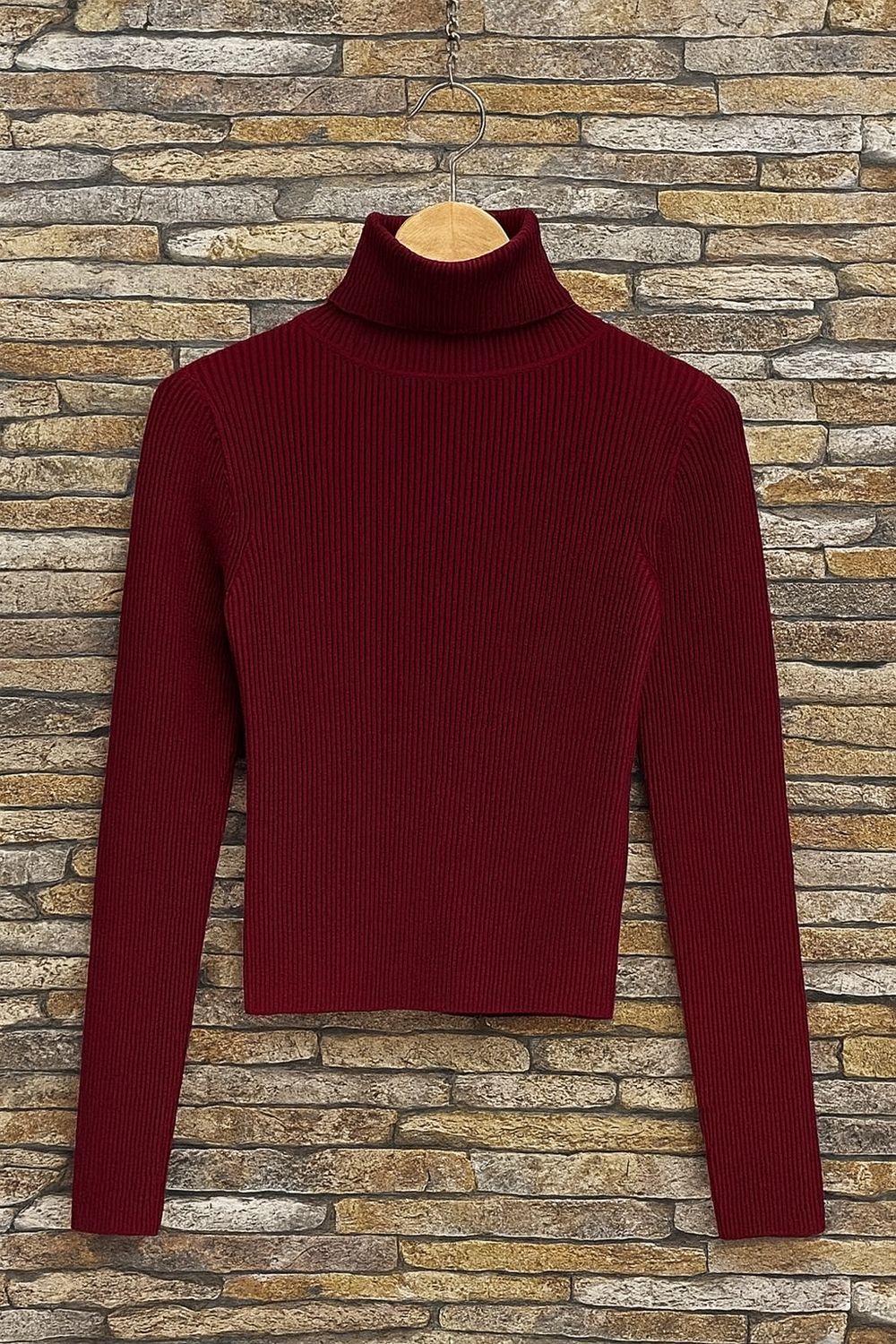 detail zachte knit coltrui in bordeaux