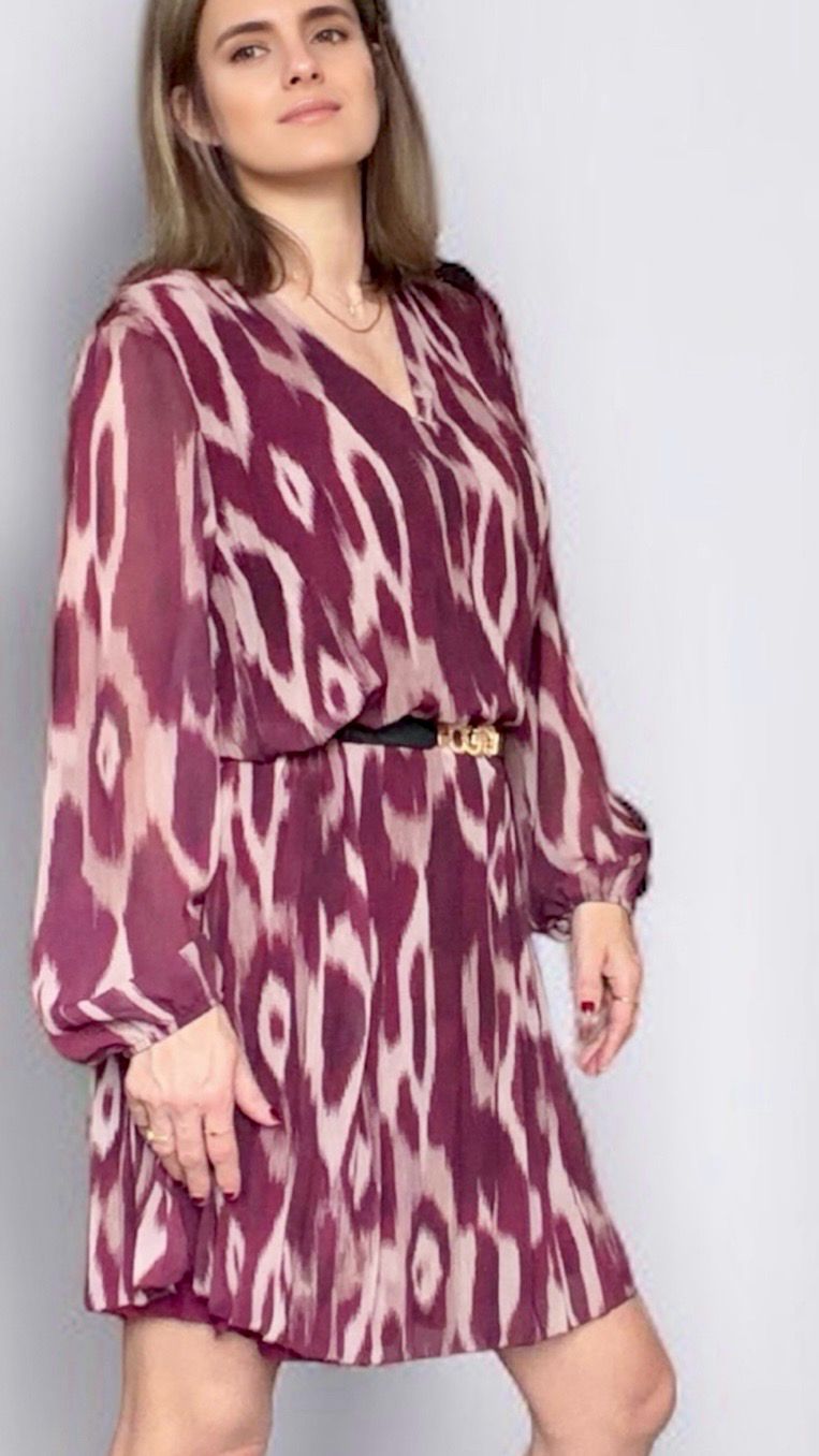 Plissé jurk met V-hals in verschillende kleuren en print – Elegante mini jurk