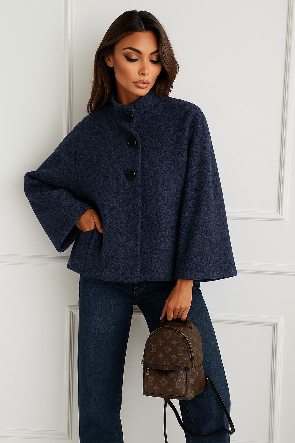 Cape-Style Bouclé Jacket – Elegante Parisian Fit in Soft Grey