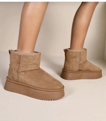 Boots &amp; Laarsjes