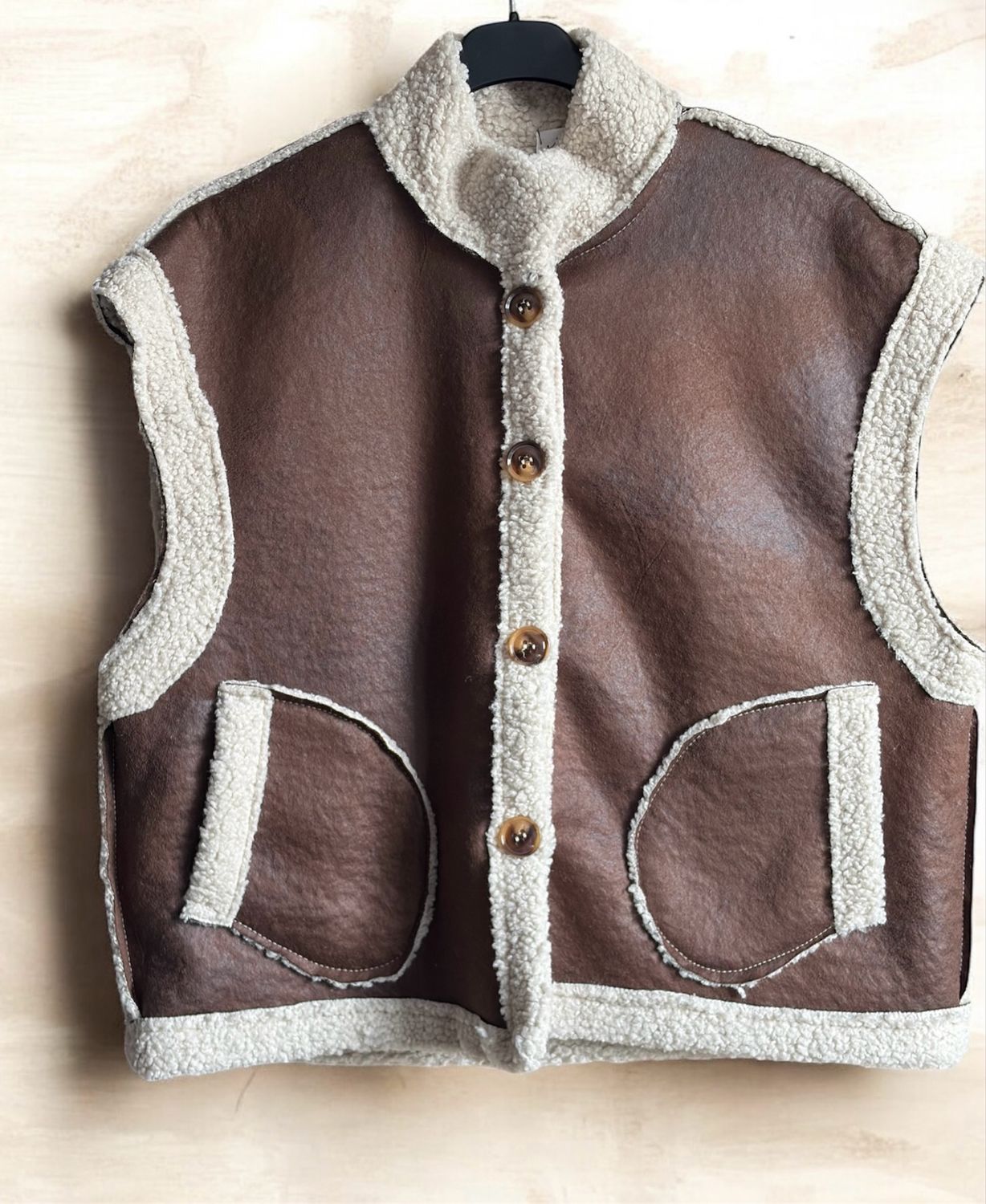 Teddy Voering Katoenen Gilet – Winter Cozy Boutique – Bruin/Crème (One Size)