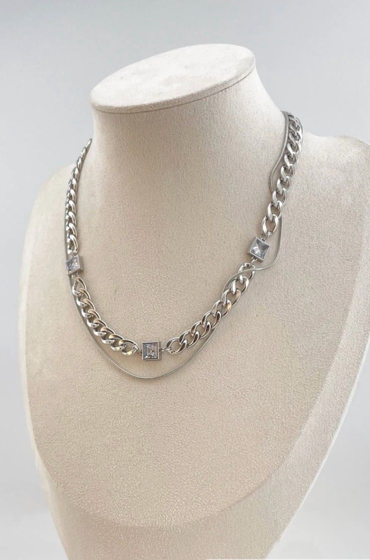 Layered Chain Ketting met Steendetail – Goud- of Zilverkleurig