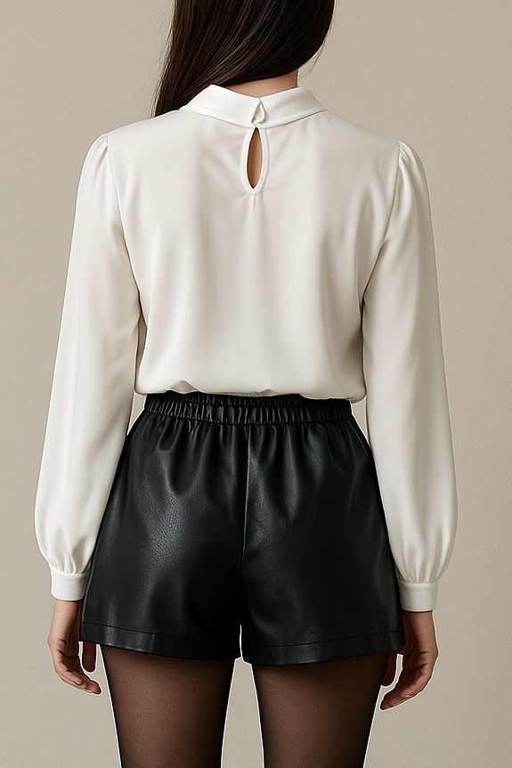 Zwarte Blazer Met Short skirt En Bordeaux Katoenen Coltrui