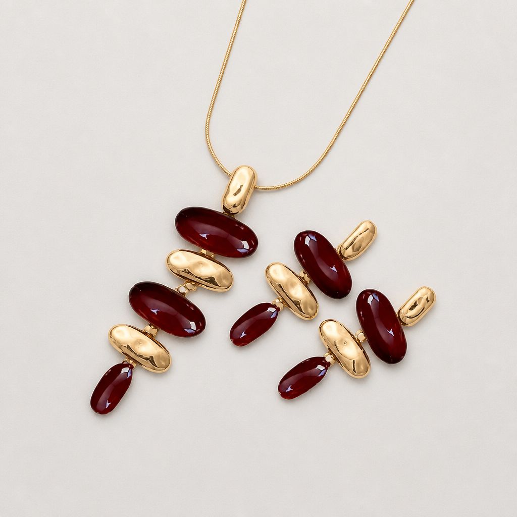 Bordeaux Elegance Sieradenset – Ketting &amp; Oorbellen