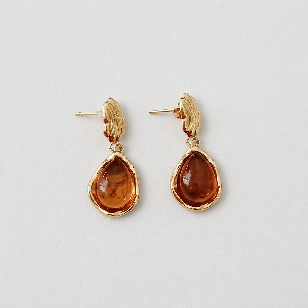 Amber Glow Resin Oorbellen – Goudkleurig 204 Stainless Steel- Hypoallergenic
