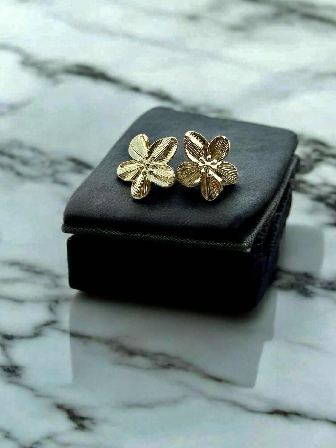Stainless Steel Bloem Knoppen - Grote Bloem Oorbellen