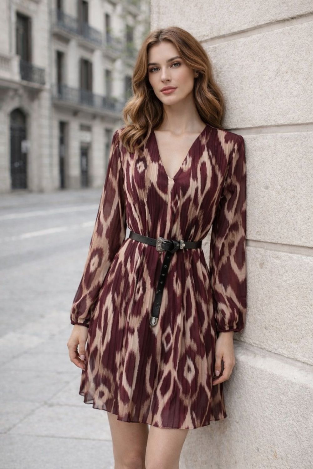 Plissé jurk met V-hals in verschillende kleuren en print – Elegante mini jurk