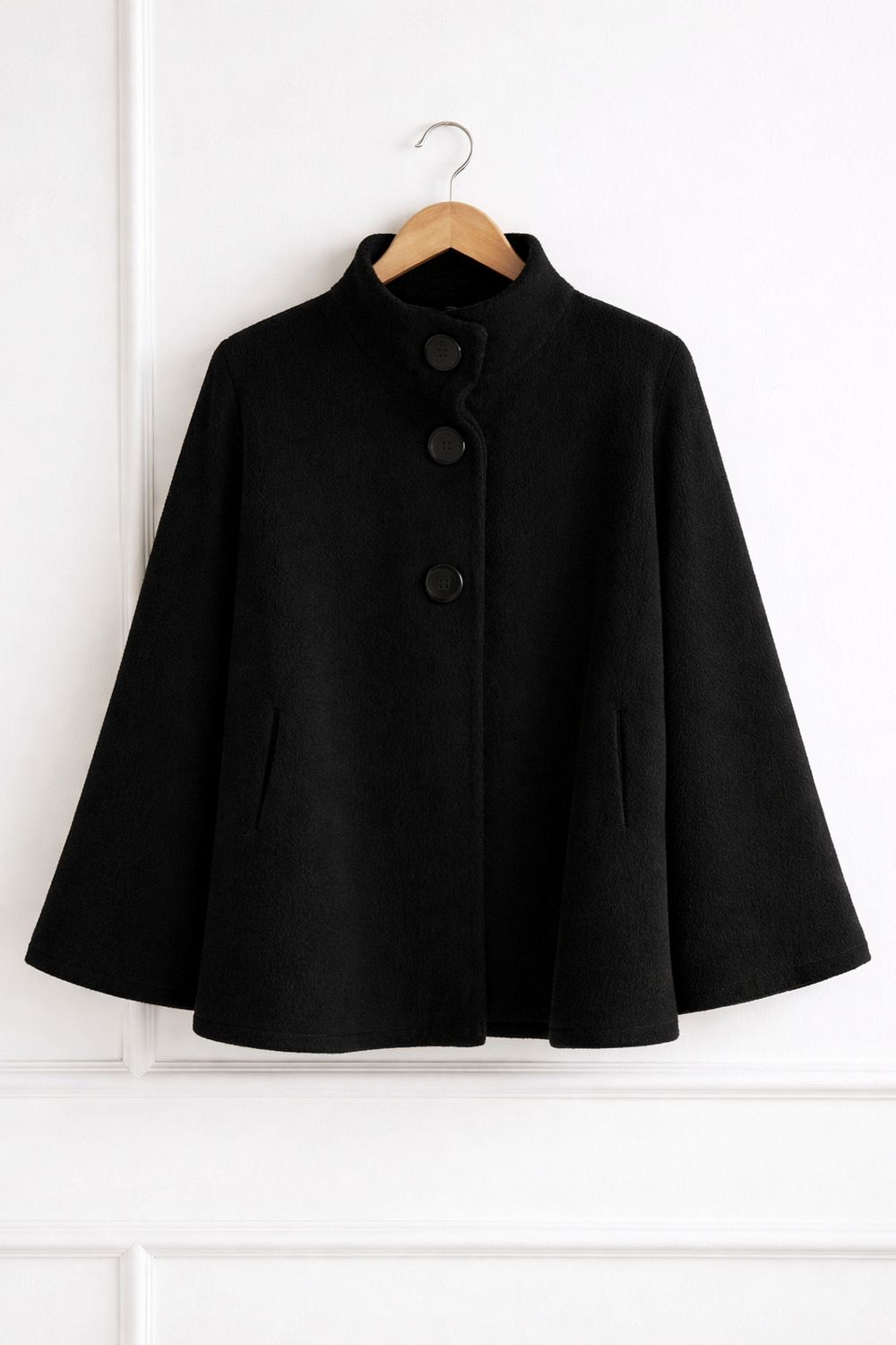 Cape-Style Bouclé Jacket – Elegante Parisian Fit in Soft Grey