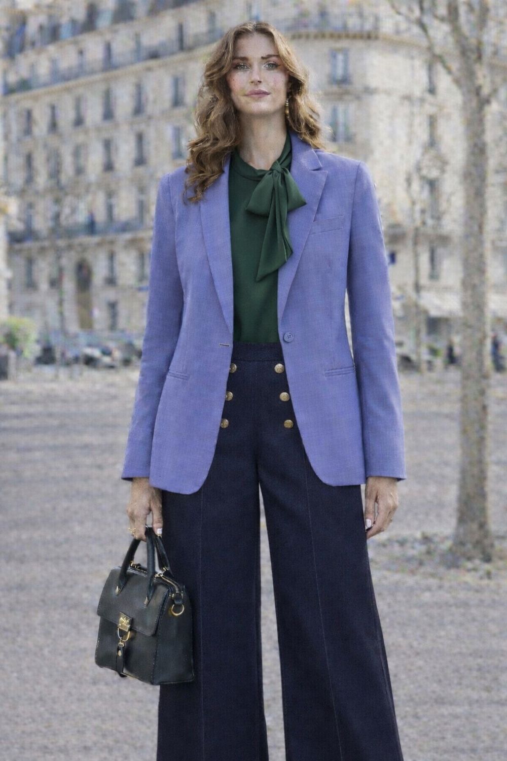 Chique blouse en romantische soepelvallende mouwen – trendy met viscose voering