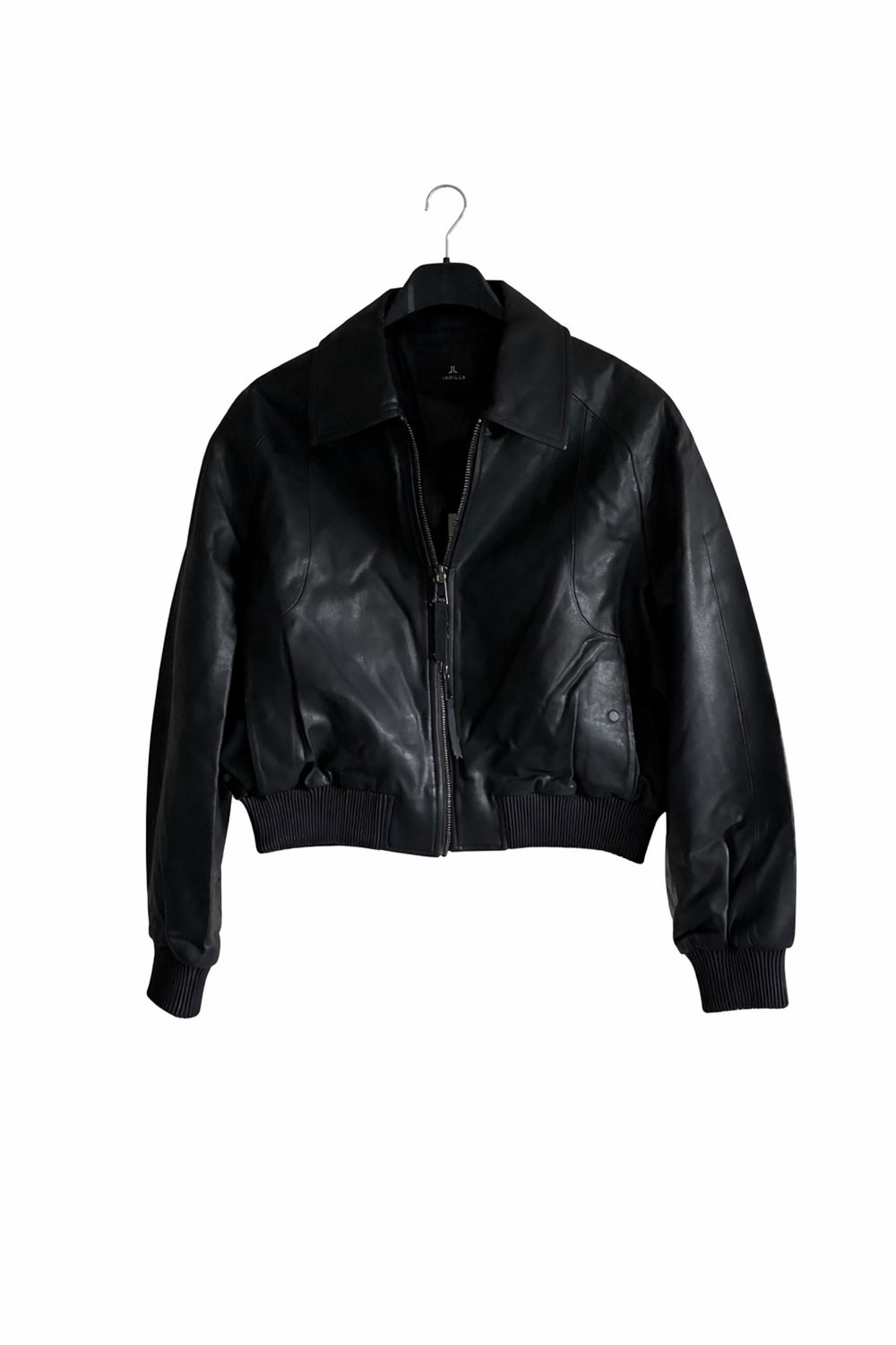 Zwarte Vegan Lederen Cropped Bomberjas – Tijdloos &amp; Elegant