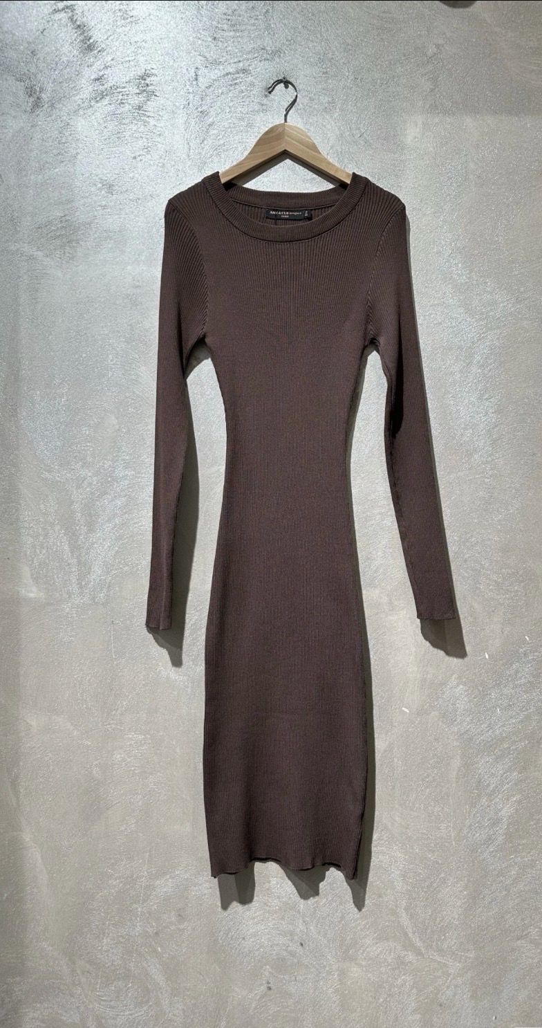 Mid length rib knit dress - Elegant Bruine midi jurkje voor dames - Infinity Me