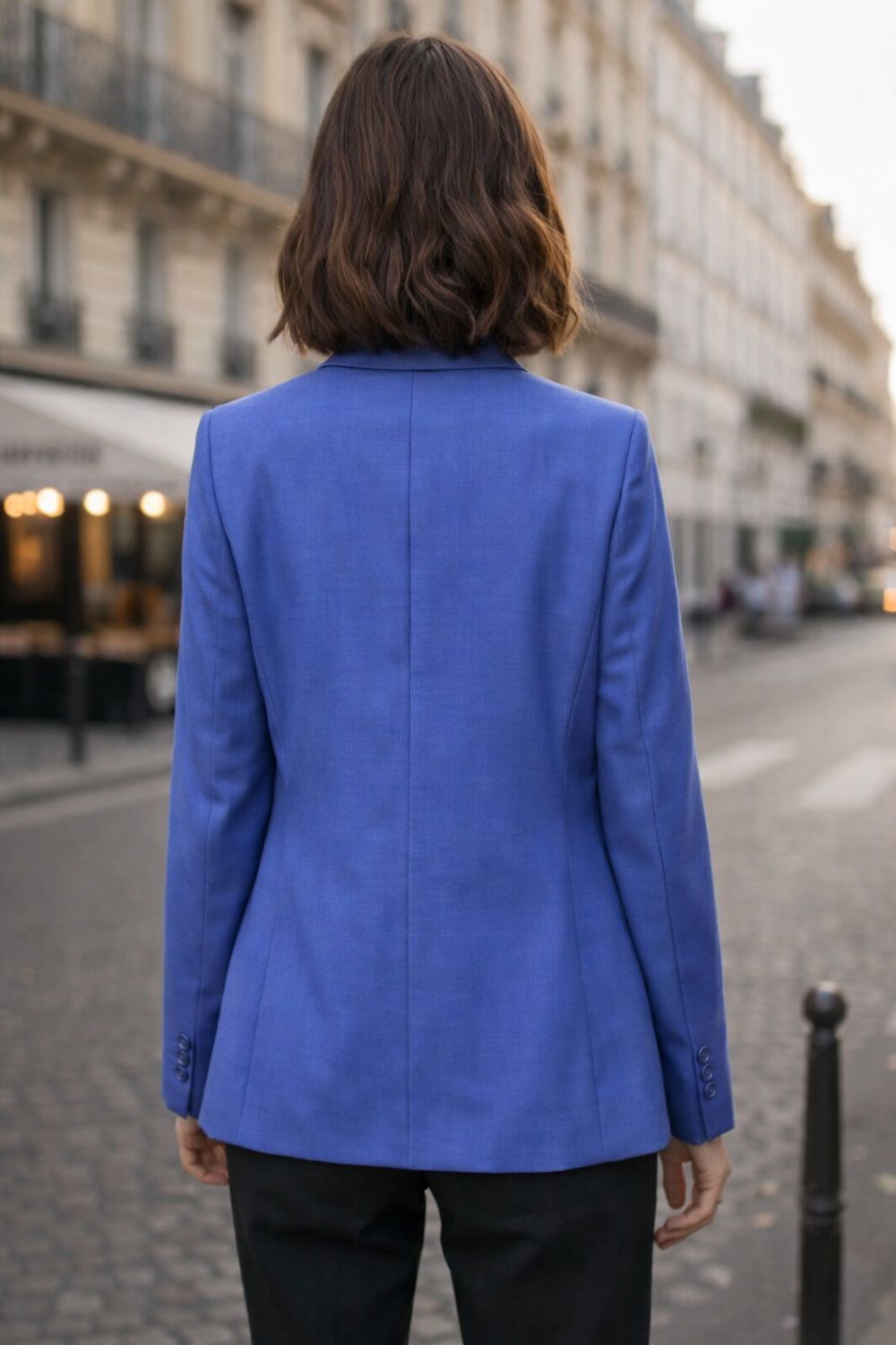 Indigo Straight Cut Blazer – Tijdloze Elegantie met Moderne Snit