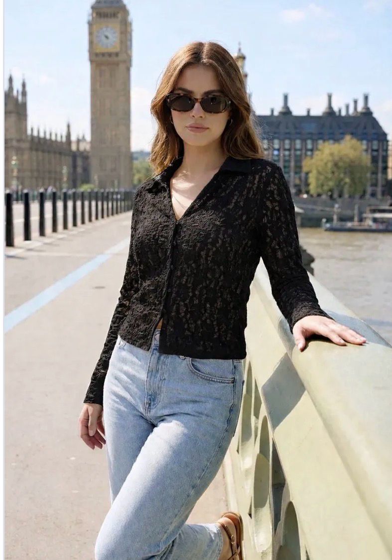 Chic Lace Top Long sleeve - Dames Lace Top Met Knoopjes