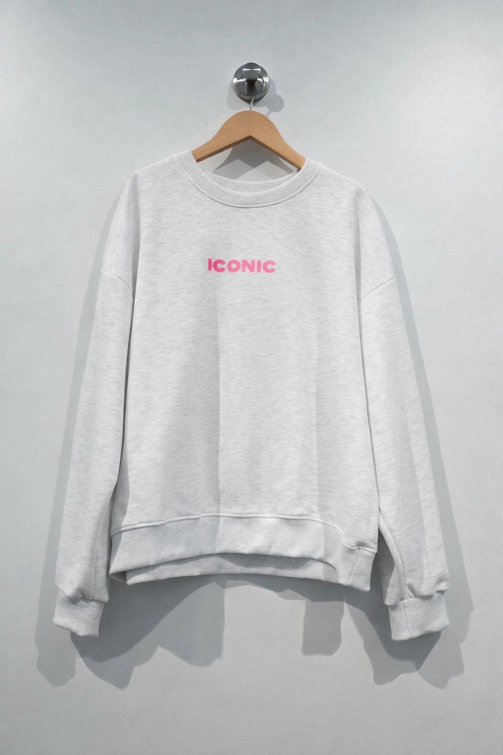 ICONIC Licht Grijze Sweater met Backprint – Casual Chic Dames Sweater | Infinity Me