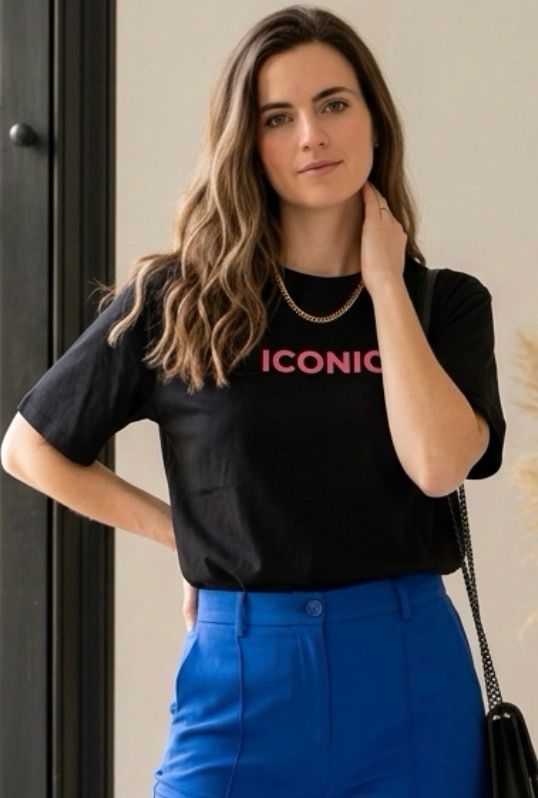 ICONIC Statement T-Shirt – Relaxed Fit met Print