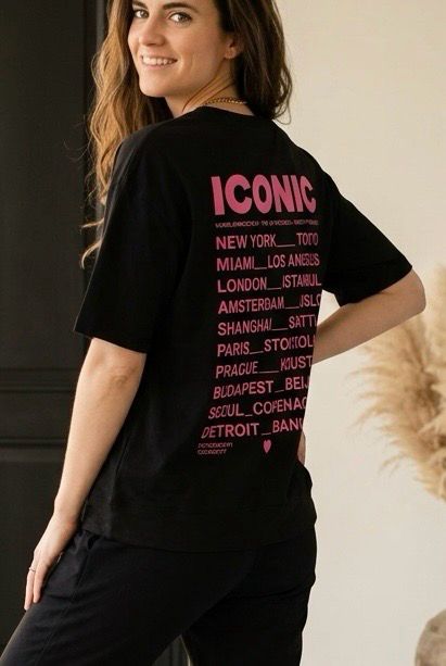 ICONIC Statement T-Shirt – Relaxed Fit met Print