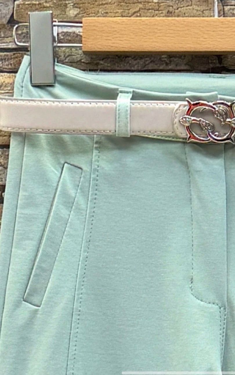 Mintgroene palazzo broek met hoge taille – elegante wide fit