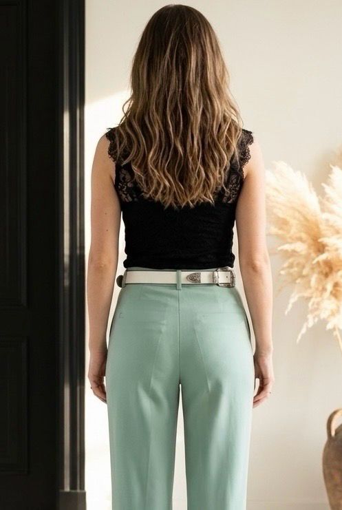 Mintgroene palazzo broek met hoge taille – elegante aanpassende fit- wijdere pijpen