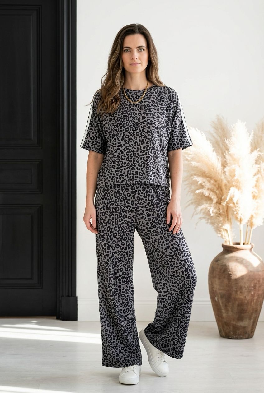 Leopard Lounge Set – Comfort Chic