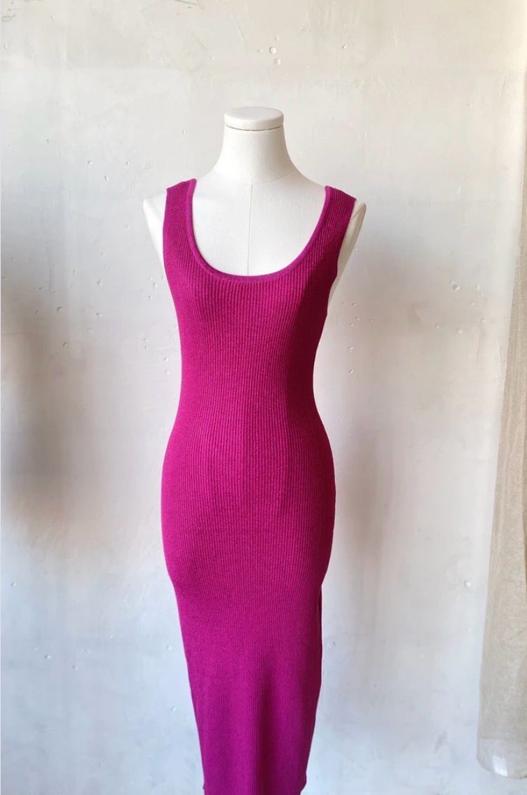 Aansluitende Maxi Jurk – Elegant &amp; Tijdloos