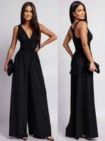 Zwarte Halter Jumpsuit – Elegante One Piece met Flatterende Fit