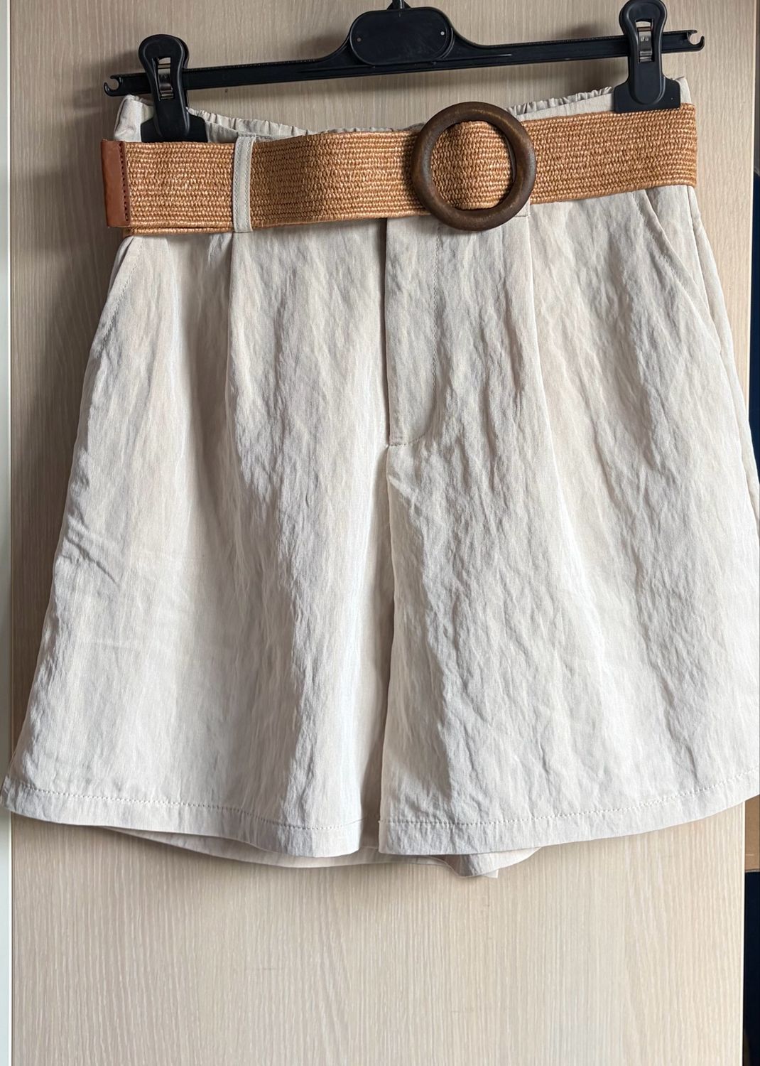 Infinity Me Summer Essential Short – Beige | Comfort Fit &amp; Flatterende Taille