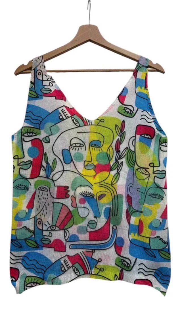 One Size V Hal’s Top Met Art Tekening