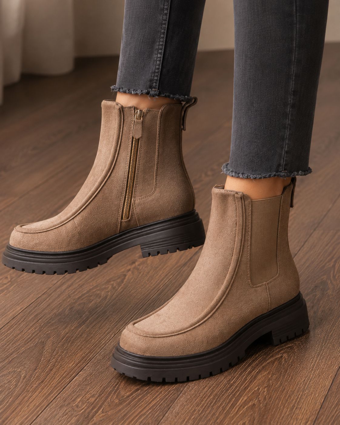 Vegan Suede Chelsea Boots Suèdelook – Taupe
