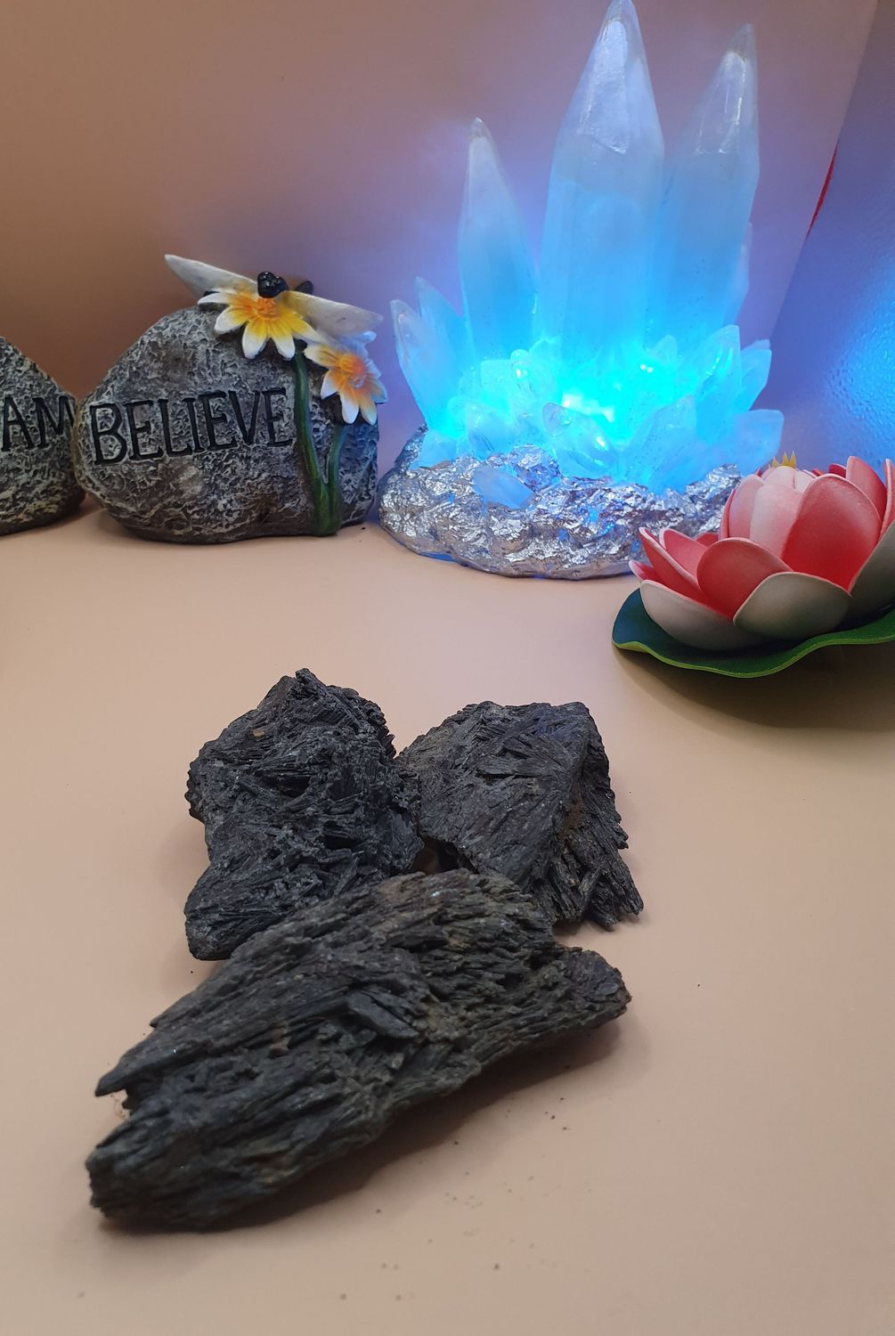 Black Kyanite Fan 7.5cm-9cm