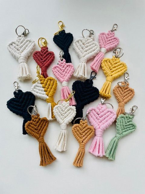 Sleutelhanger hart macramé