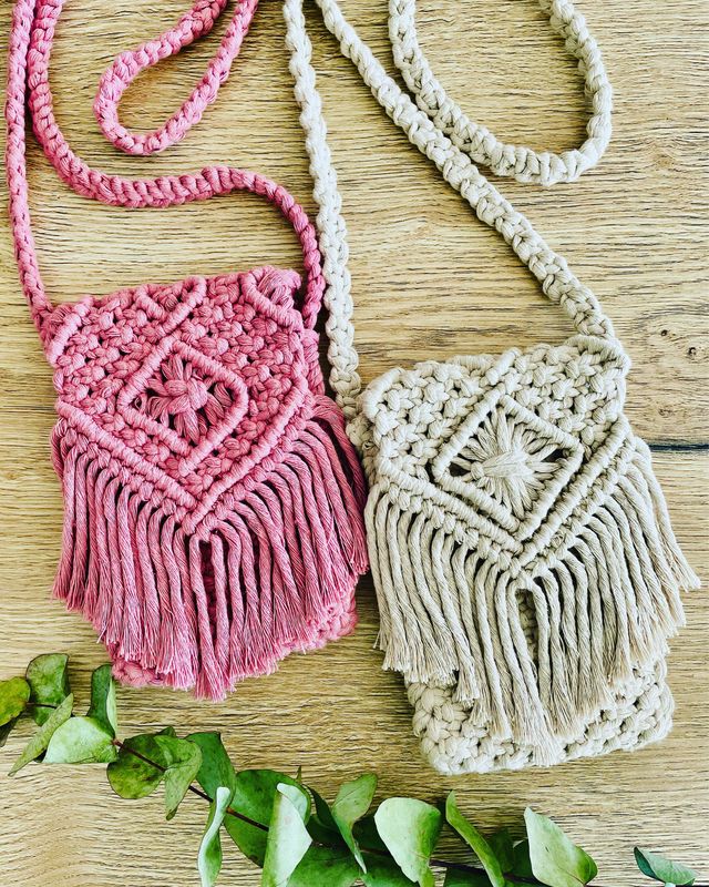 Schoudertasje macramé &quot;ecru&quot;