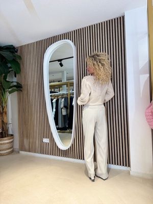 Livina Straight Leg Pant
