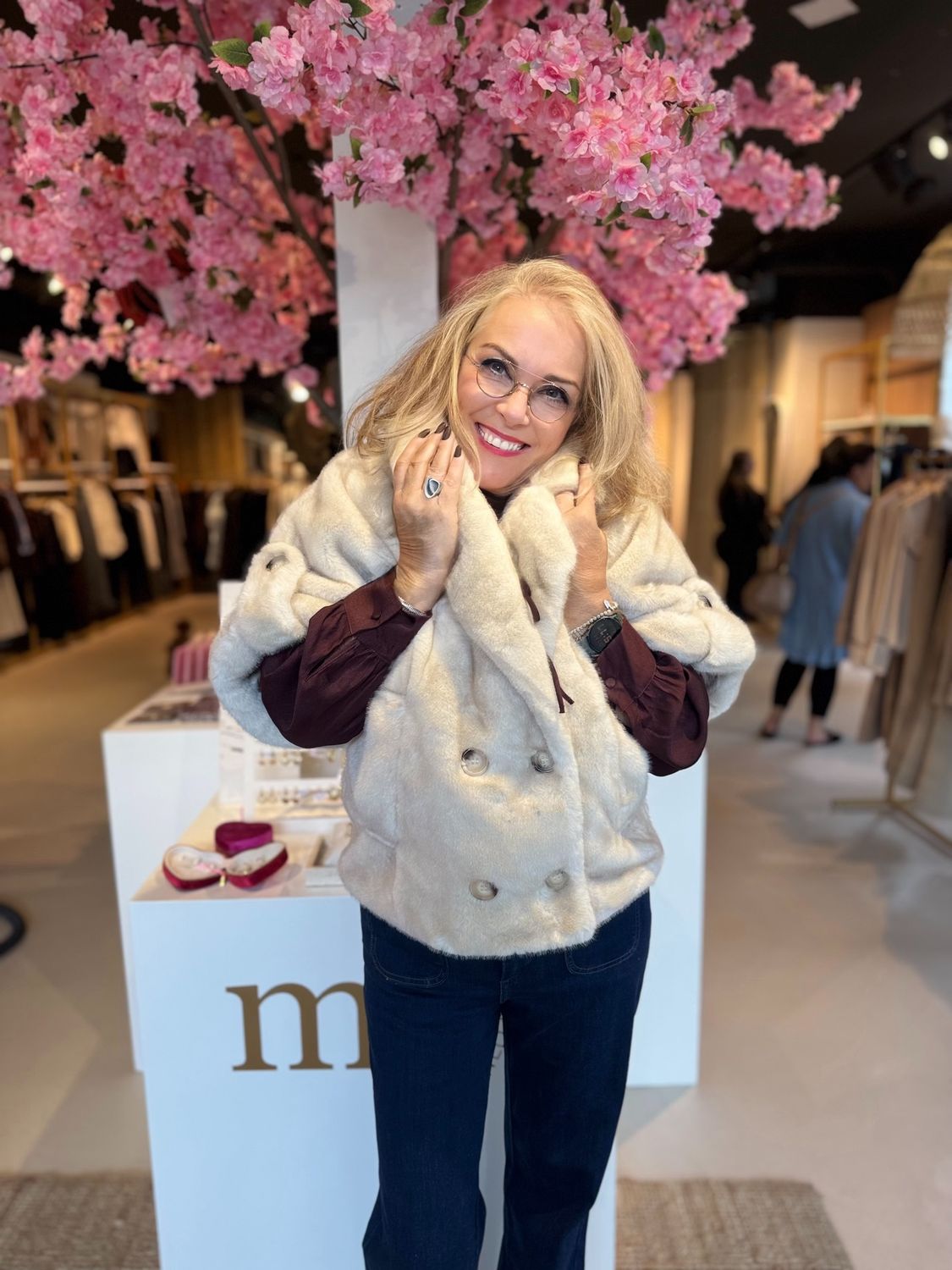 Jas faux fur, Kleur: Beige, Maat: One size