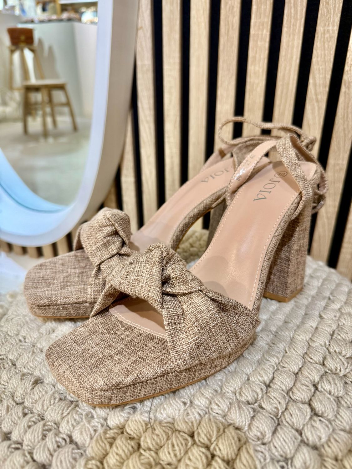 Sandel heel Esme H8-900