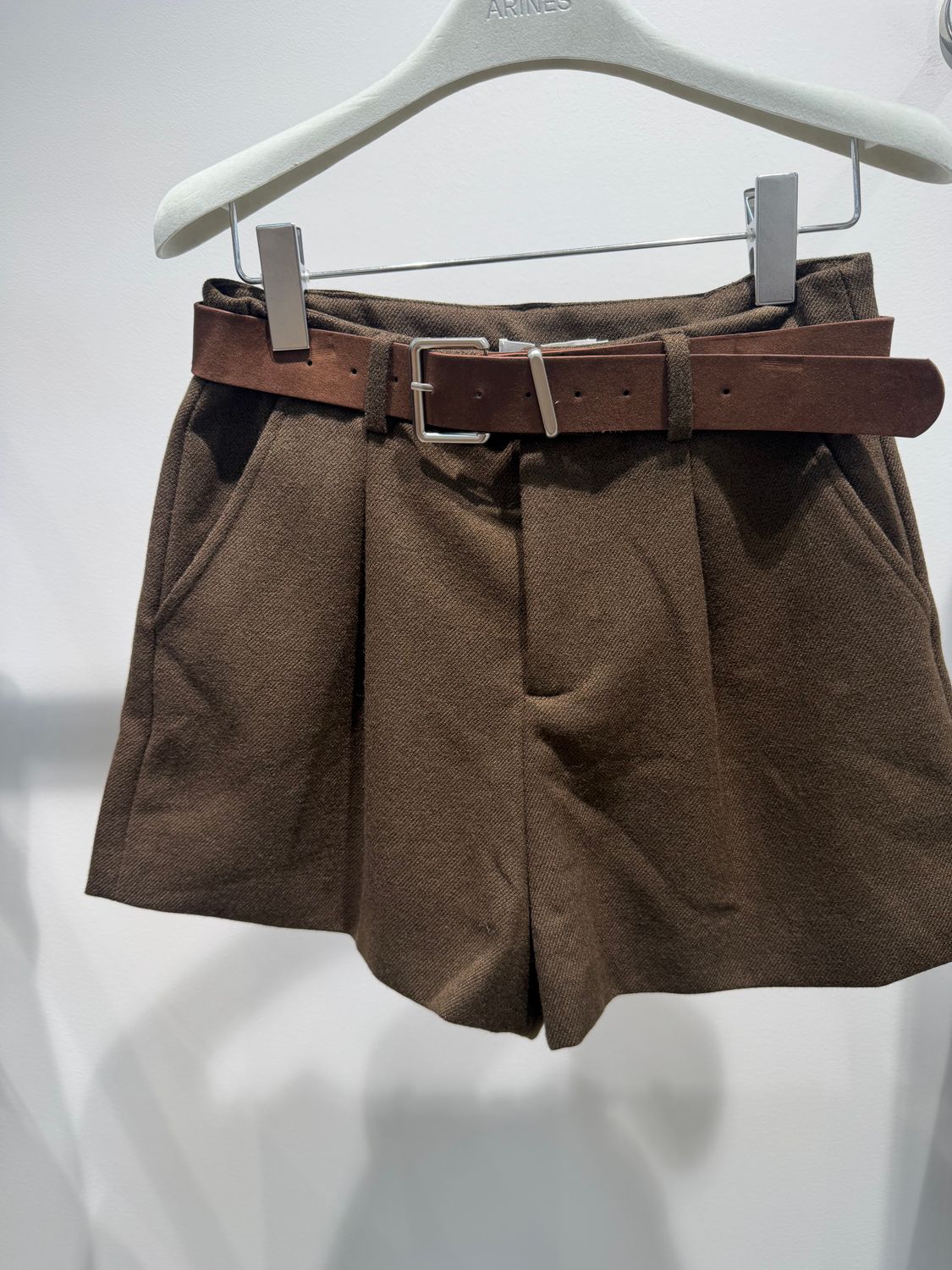 Short Hailey, Kleur: Coffee, Maat: S
