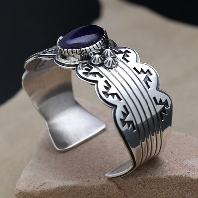 Scalloped edge cuff bracelet