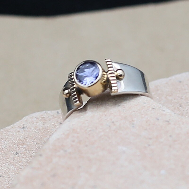 14KT Gold &amp; Silver w/Amethyst faceted stone