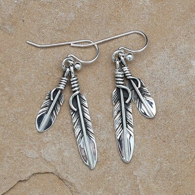 Double feather dangle earrings